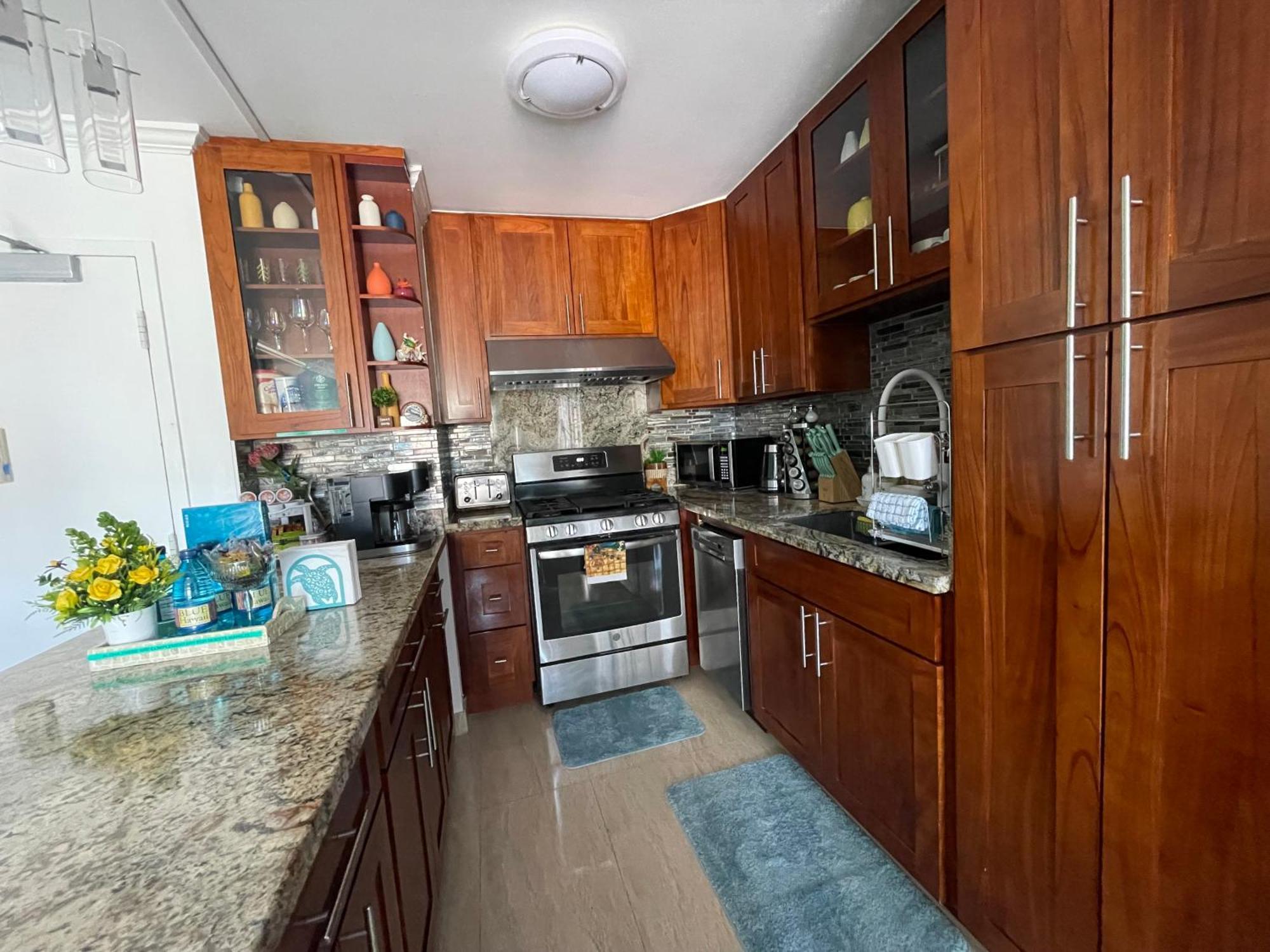 Apartamento Aloha Waikiki 2beds, 2baths, Free Parking.